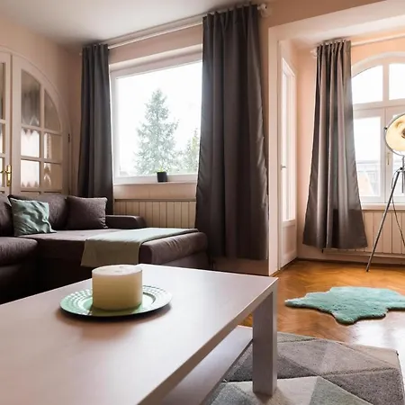 Apartament Gyoengye Segedyn