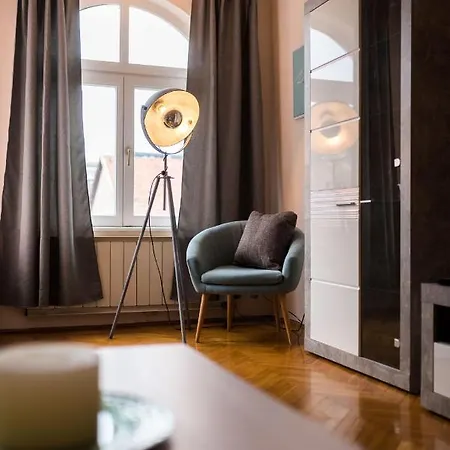 Apartament Gyoengye Segedyn