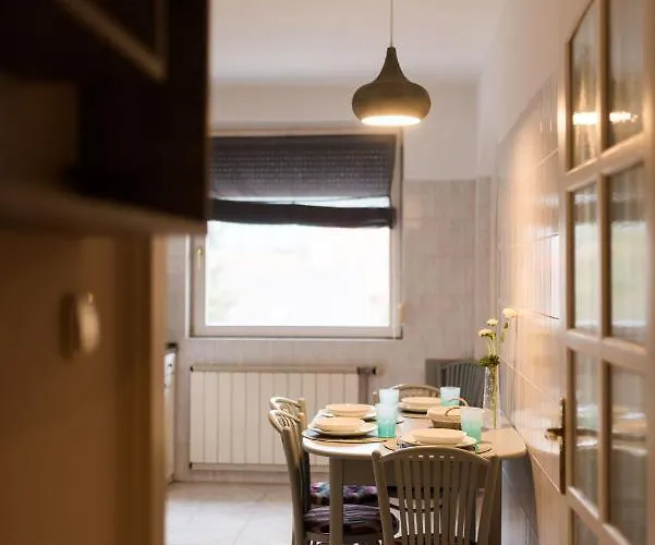 Gyoengye Apartment *