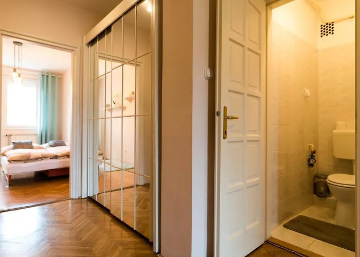 Gyoengye Apartment Szegedin